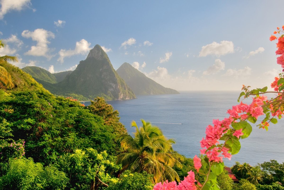 Essential Tips for Traveling to St lucia: What You Must Know